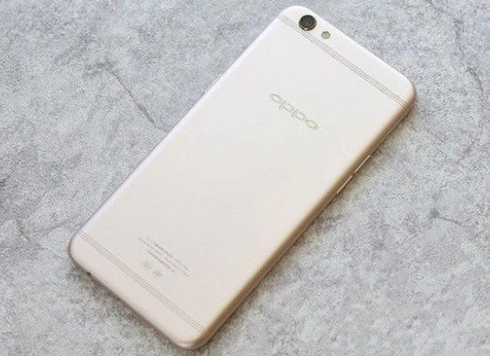 卡蜜儿·克劳岱尔