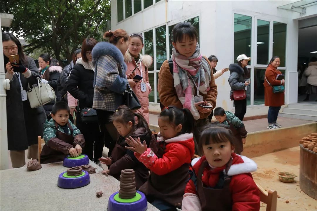 关于我和鬼变成家人的那件事