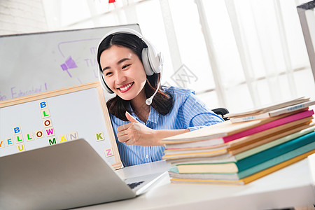 哮天神犬勇闯龙宫